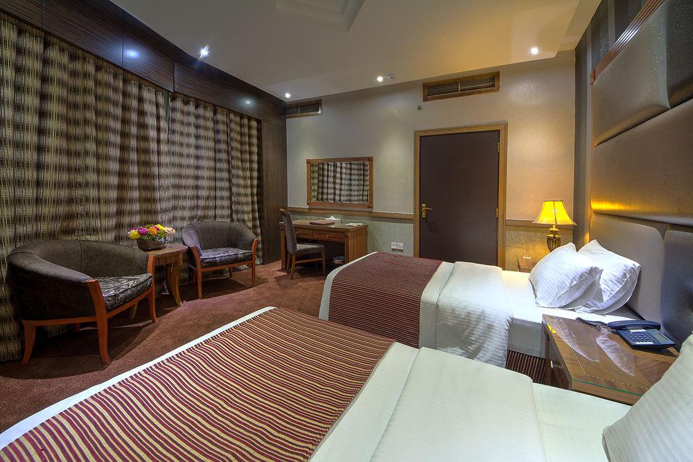 Delmon Palace Hotel Dubai Dış mekan fotoğraf