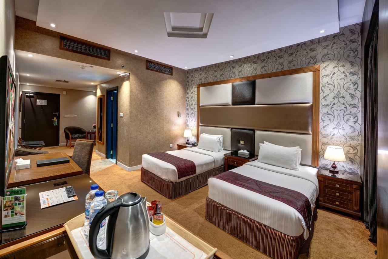Delmon Palace Hotel Dubai Dış mekan fotoğraf