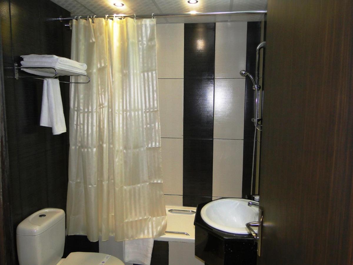 Delmon Palace Hotel Dubai Dış mekan fotoğraf