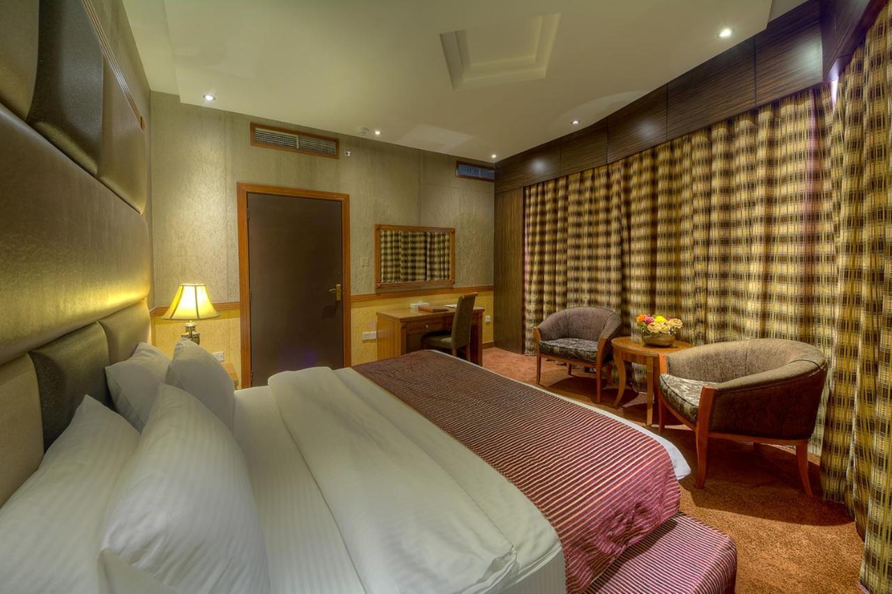 Delmon Palace Hotel Dubai Dış mekan fotoğraf