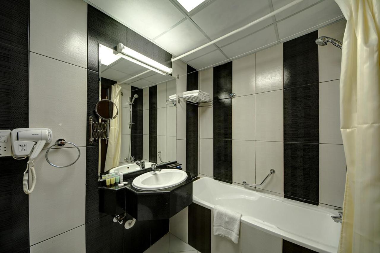 Delmon Palace Hotel Dubai Dış mekan fotoğraf